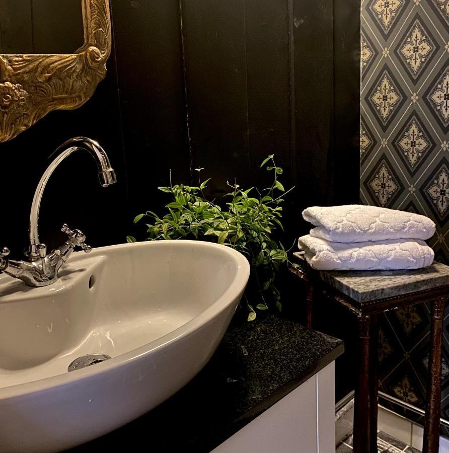 Kinna Bed & Breakfast Buitenkant foto